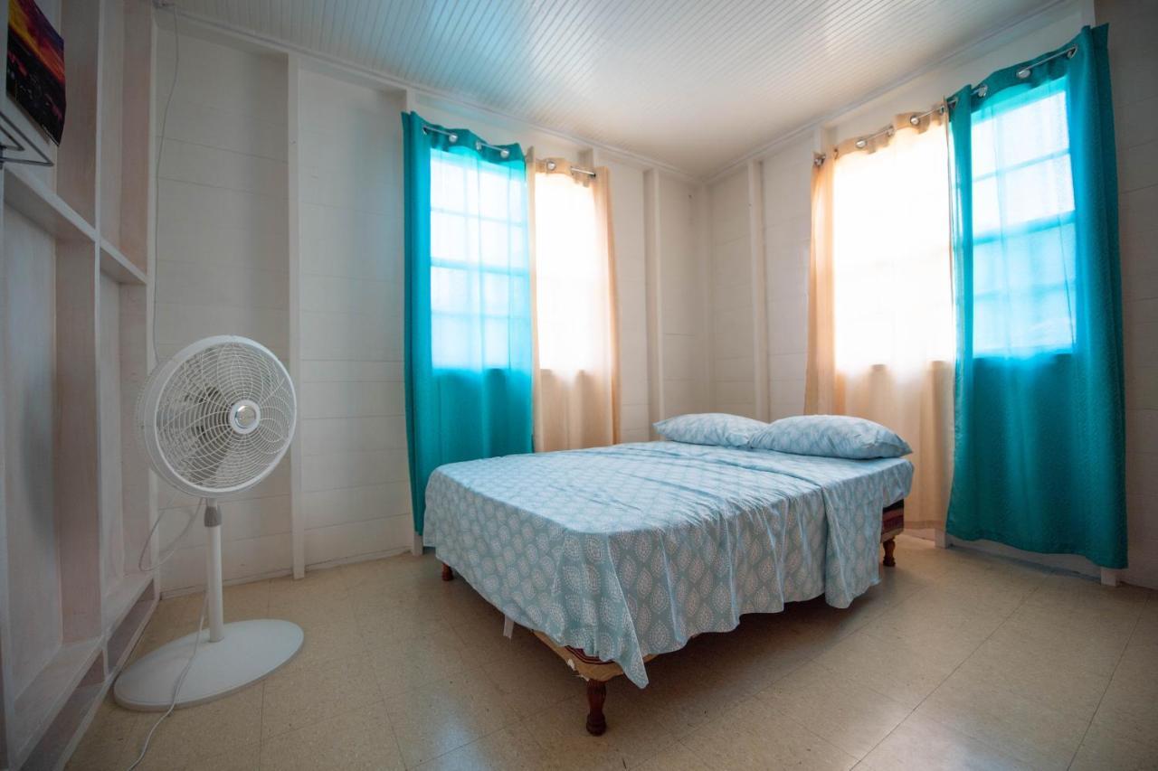 T.Cole'S Holiday Rental Saint James Dış mekan fotoğraf